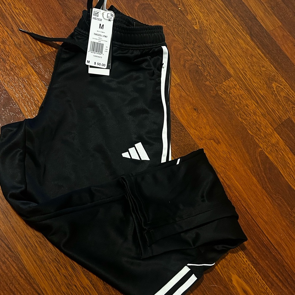 Adidas Black Trio23 pants - size Medium